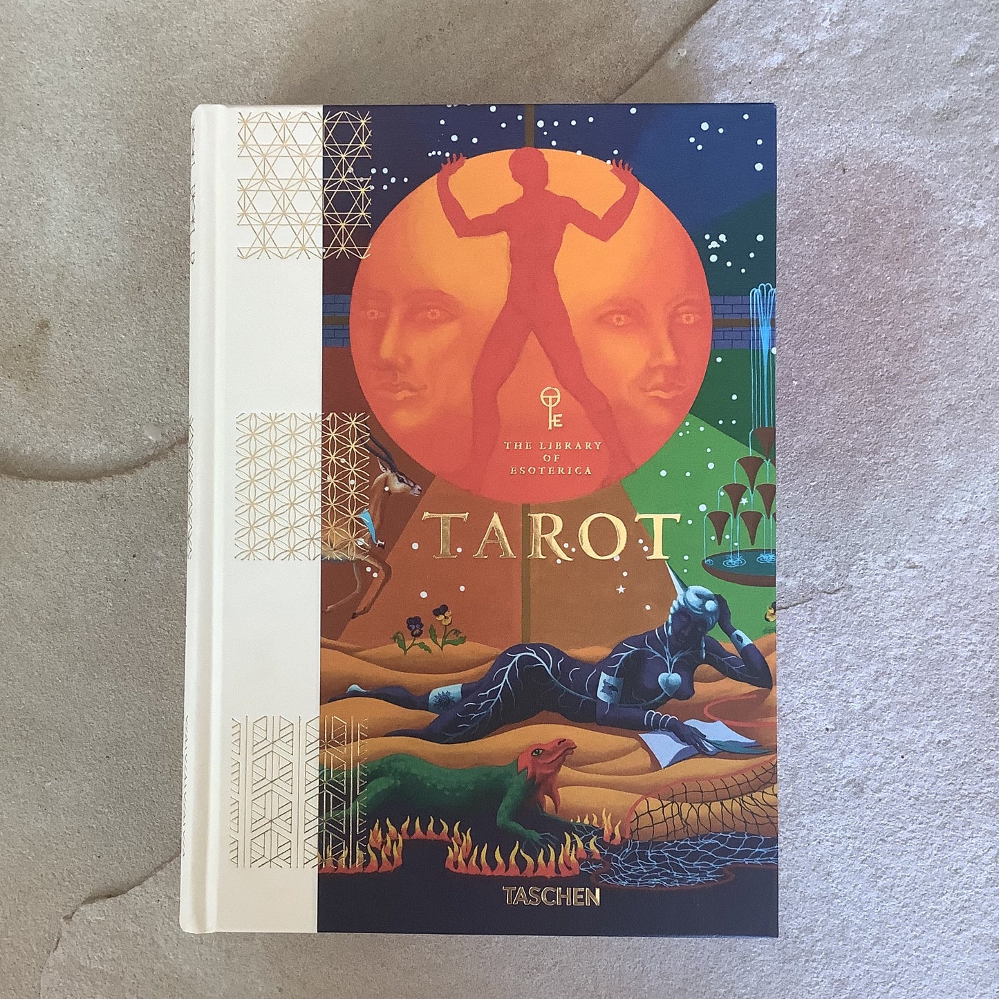 Tarot : the Library of Esoterica
